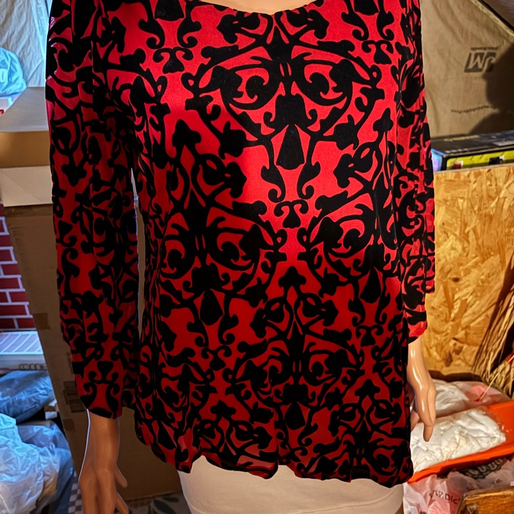 Ladies Alfani Red and Black Patterned Blouse Size S